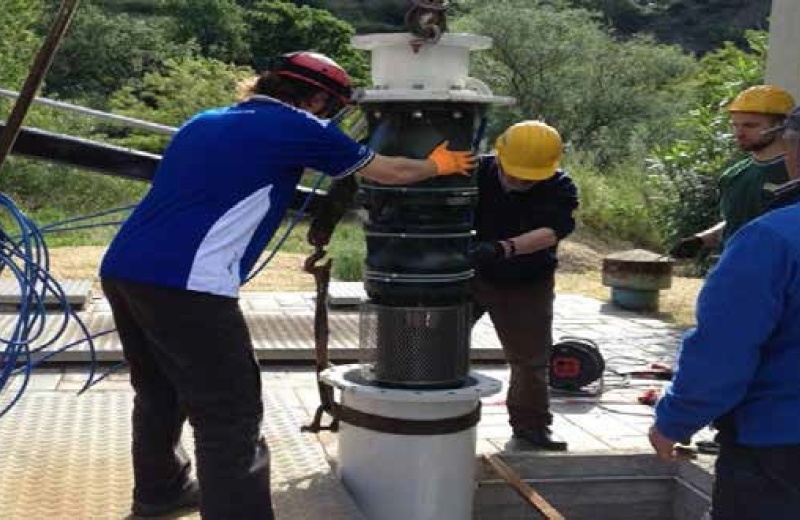 SIX SUBMERGED PUMPS FOR THE PUMPING STATION ON THE RIVER ROIA 3